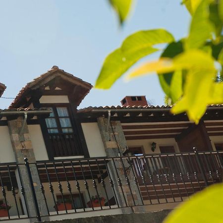 Viviendas Rurales Traldega Turieno Exteriör bild